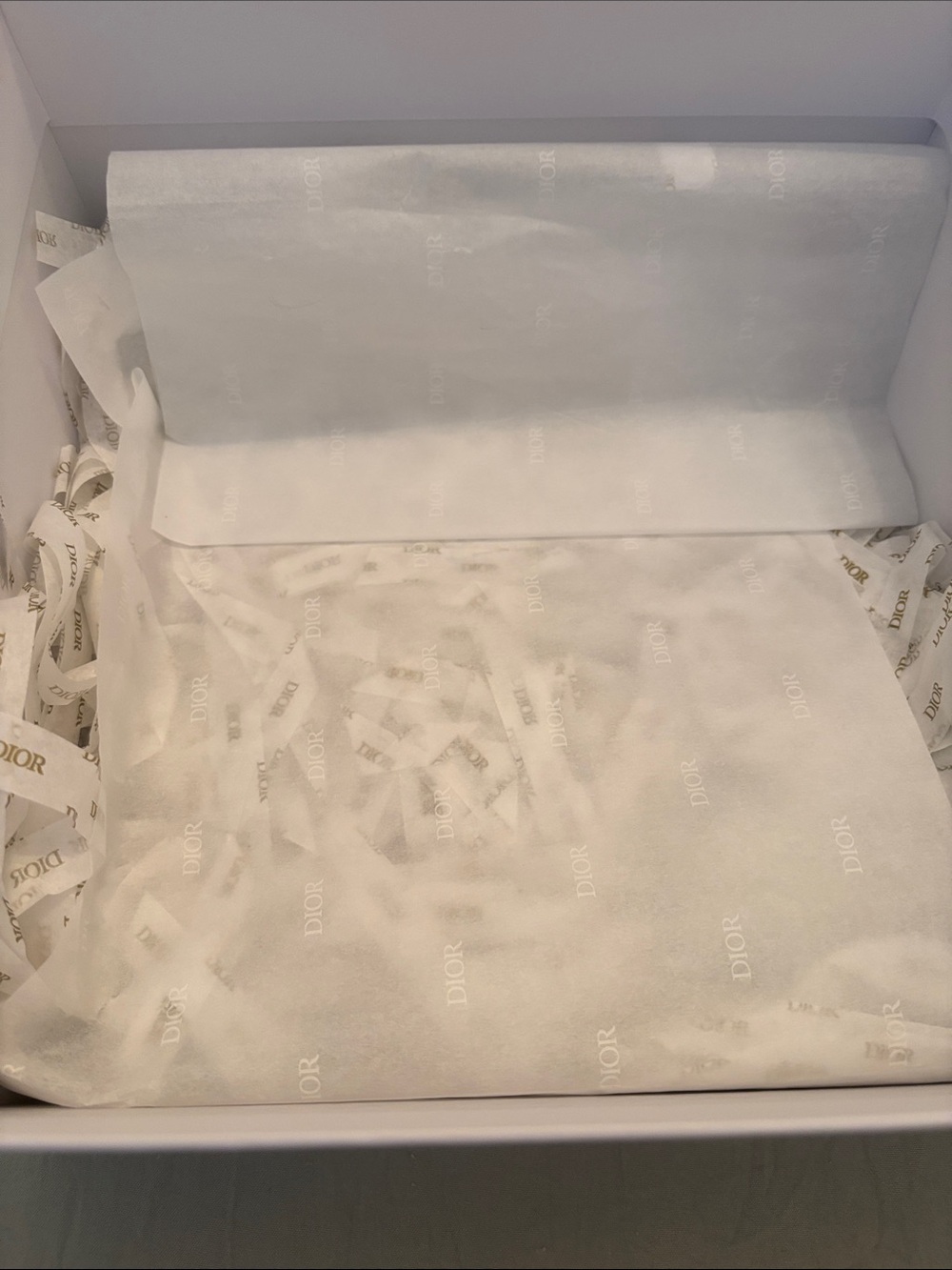 Dior White and Gold Decorative Gift Box Set - Picture 3 of 6